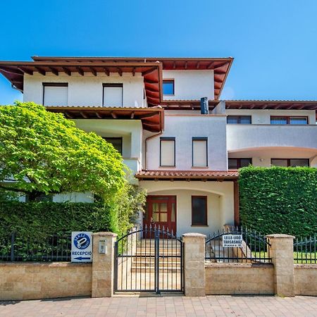 Sekli Apartman Balatonlelle Exteriör bild